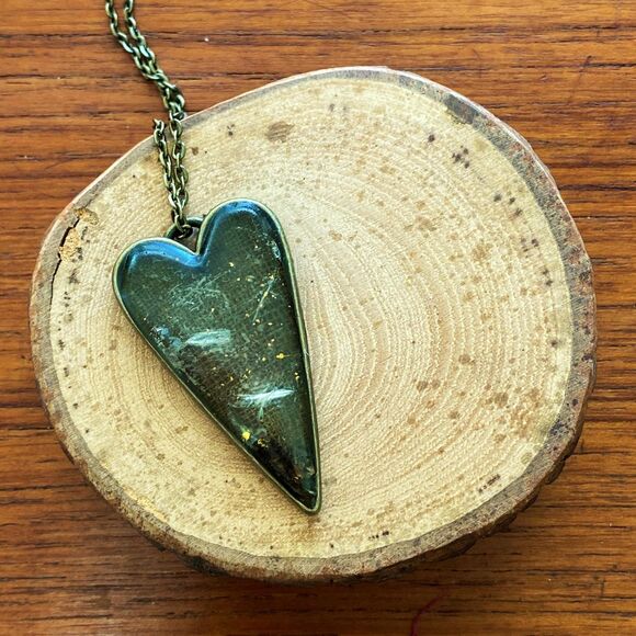 Elongated Heart Pendant Necklace Mica Gold Leaf on Antique Bronze Plated Chain - Picture 3 of 5
